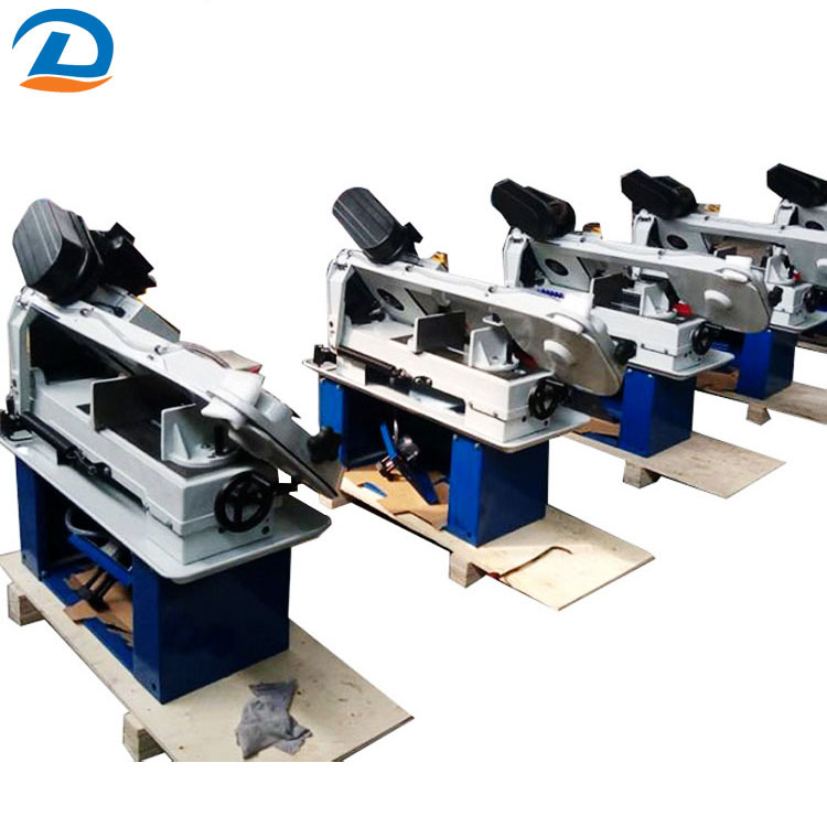 Metal-Cutting-Band-Saw-Machine-DS712-Band-Sawing-Machine-5.jpg